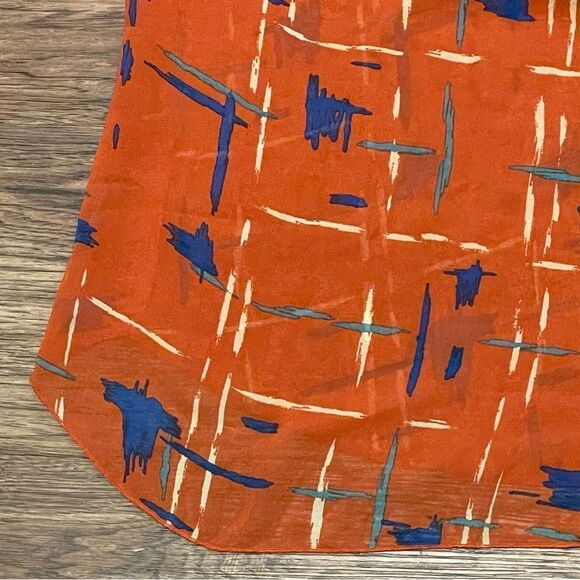 Edge Lightweight Sheer Printed Sleeveless Blouse Orange Blue Cream Size Large - Picture 3 of 12